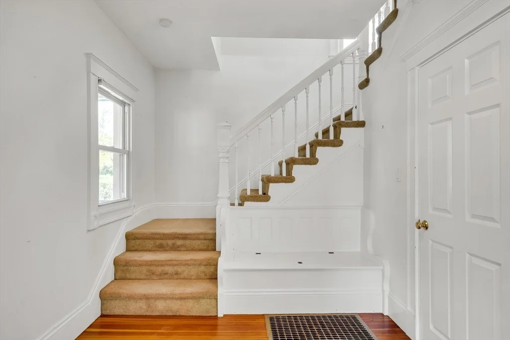Photo of 369 Bacon Street