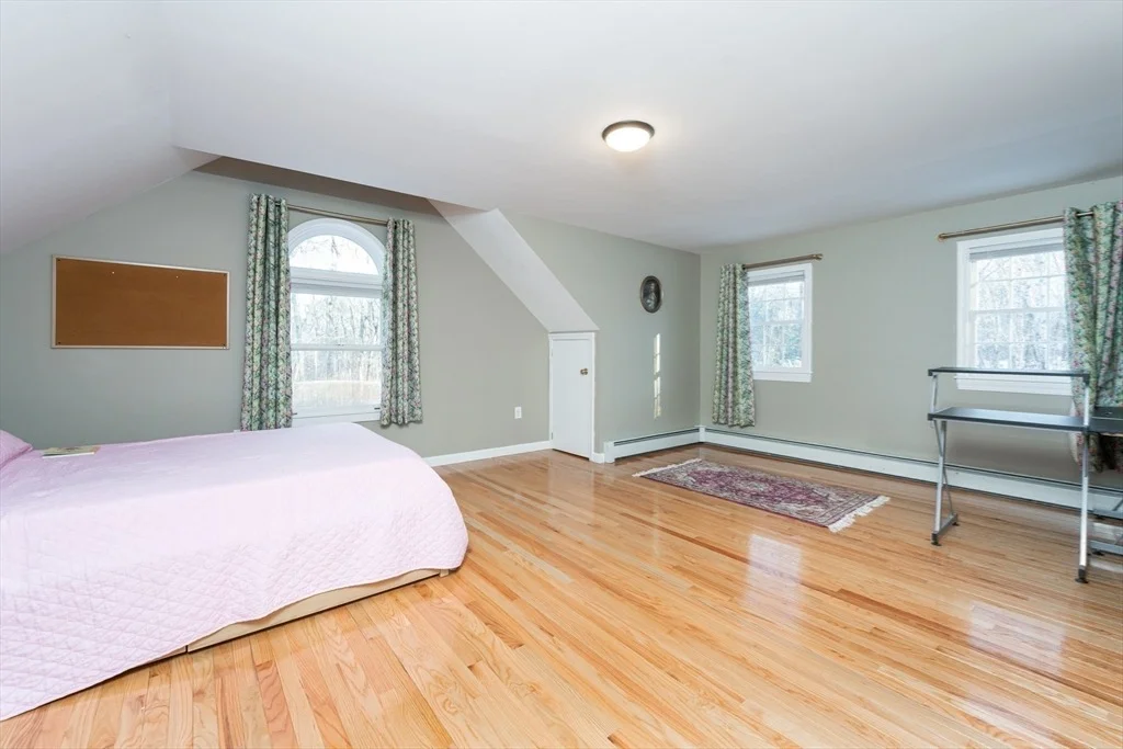 Photo of 31 Hillside Rd