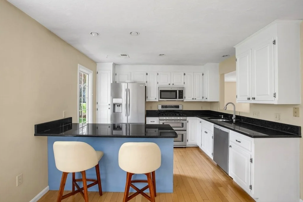 Photo of 74 Oxford Drive