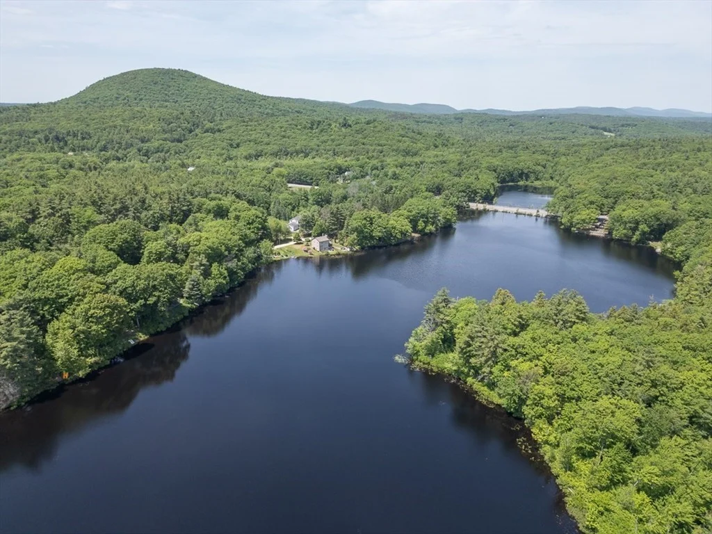 Photo of 33 Watatic Pond Rd