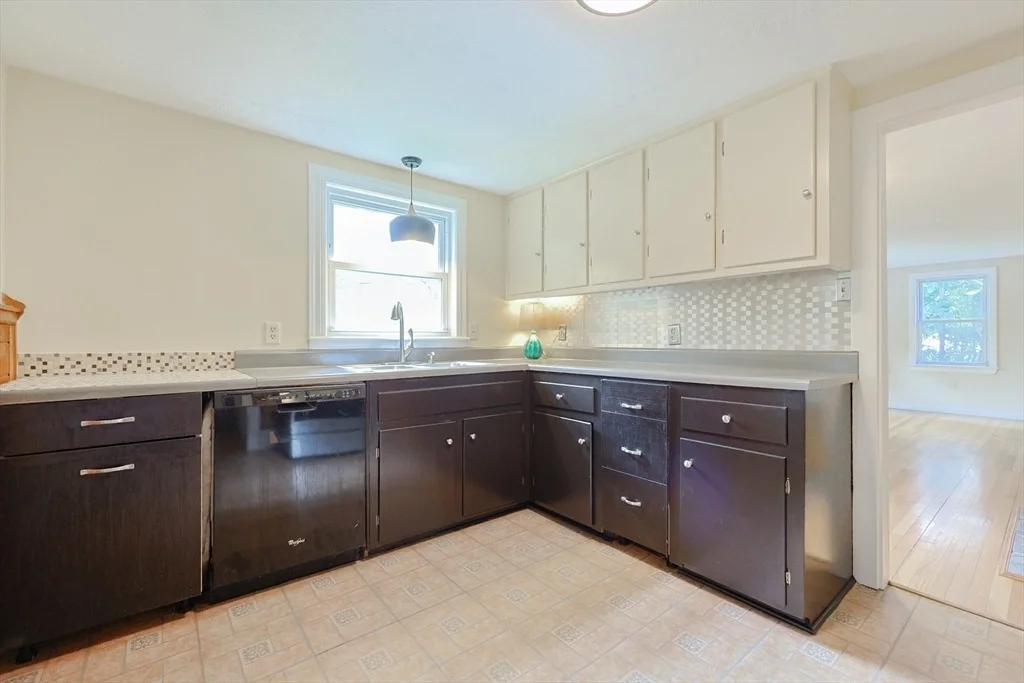 Photo of 17 Chace Ave