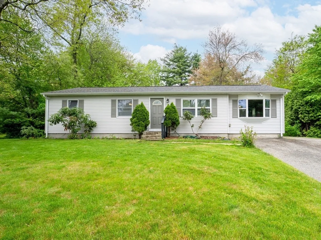 Photo of 215 Pine Acre Road