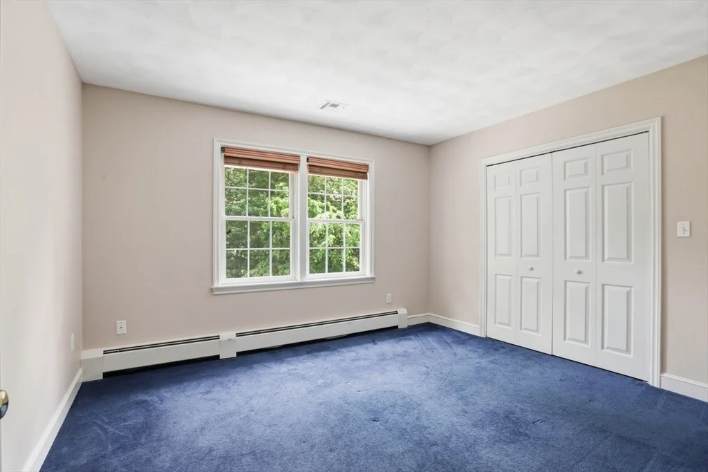 Photo of 4 Farnham Circle