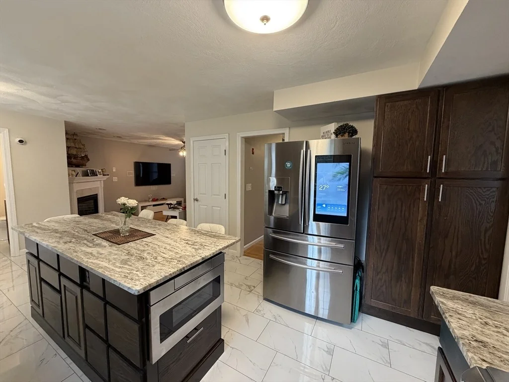 Photo of 25 Winston Cir