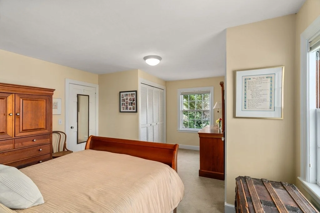 Photo of 39 Hickory Cliff Rd