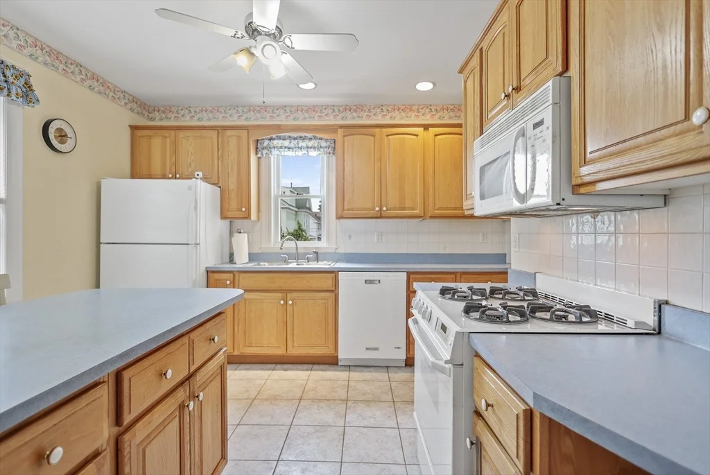 Photo of 13 Endicott St
