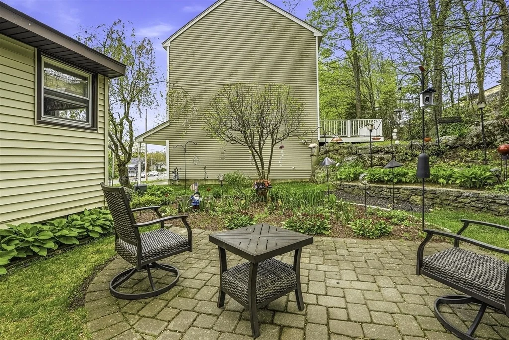 Photo of 460 Lake Ave