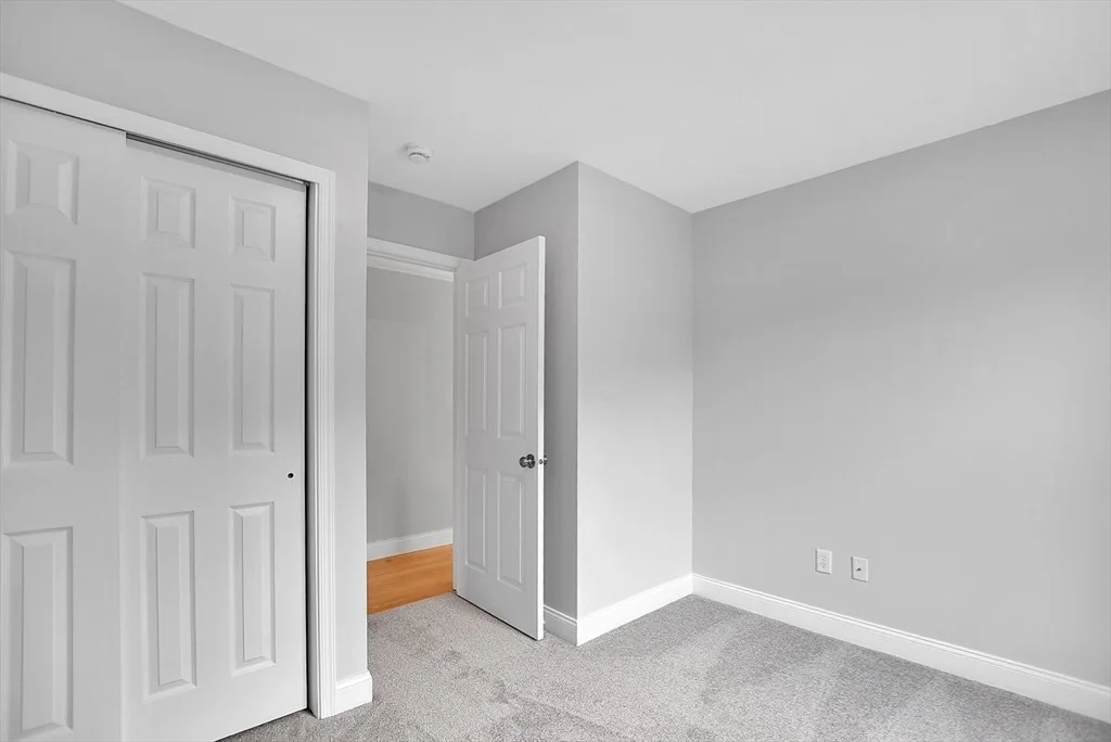 Photo of 7 Whitehall Way