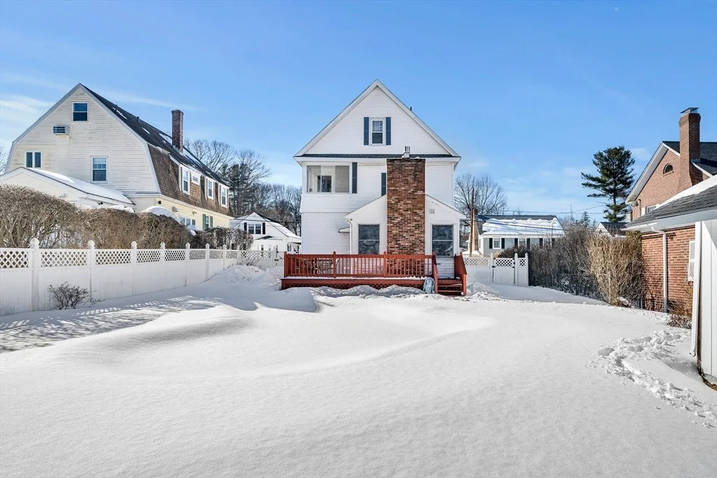 Photo of 42 Pentucket Ave