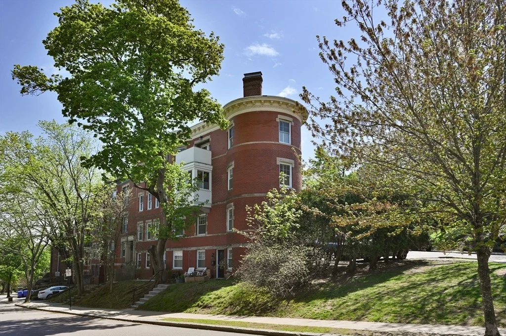 Photo of Unit 3 at 8 Colbourne Cres