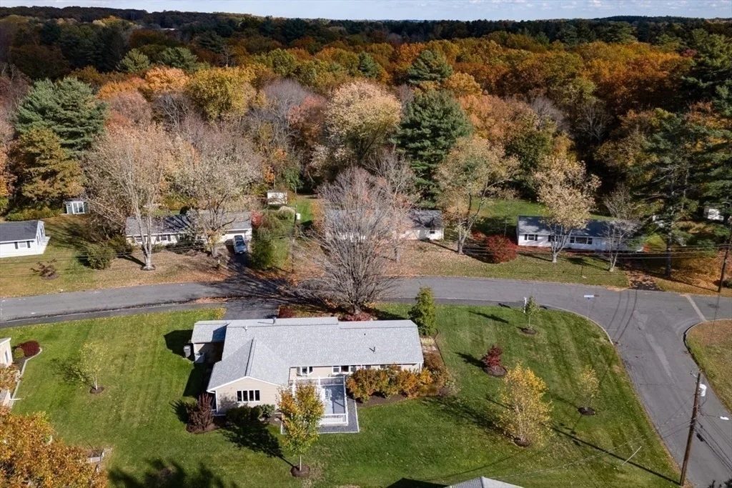 Photo of 36 Ruthellen Rd