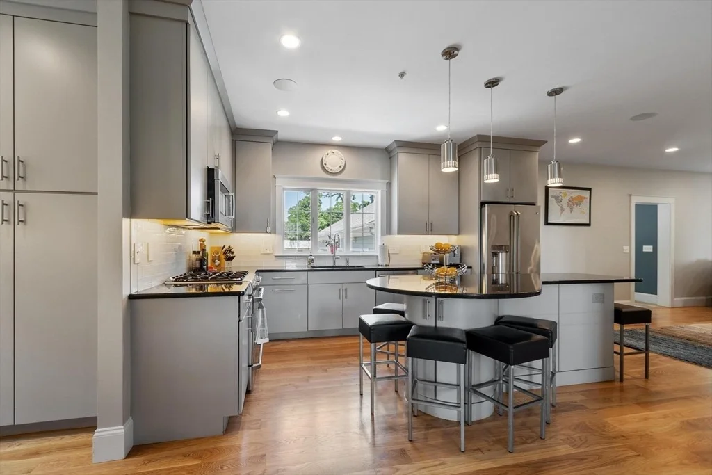 Photo of 7 Bridle Spur Ln