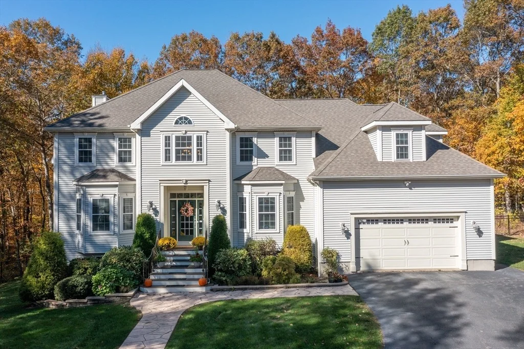 Photo of 16 Hilltop Dr