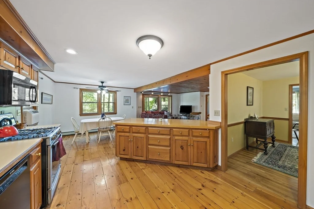 Photo of 61 Grove St. (Cranberry Cove)