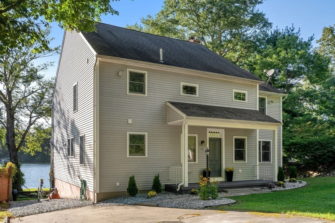Photo of 10 Klondike Rd