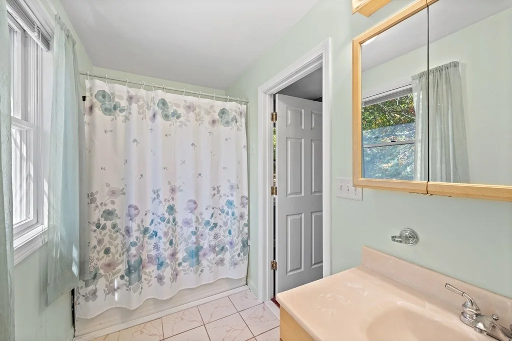 Photo of 49 Oak Lane