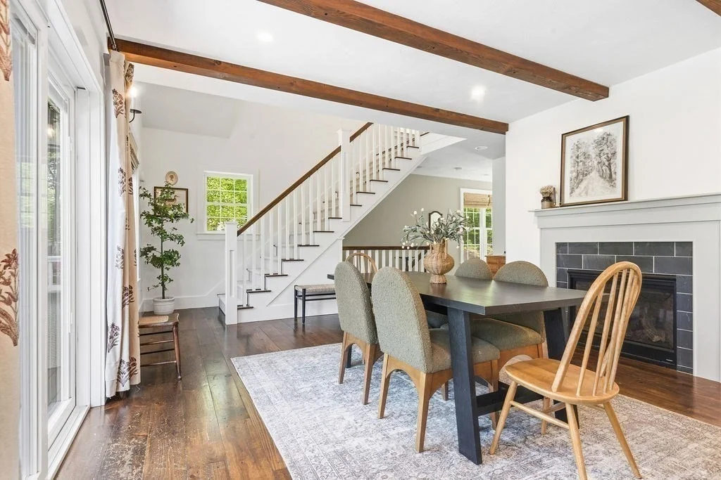 Photo of 40 Kinsley Ln