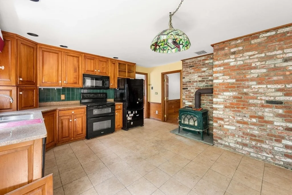 Photo of 95 Lawrence Rd