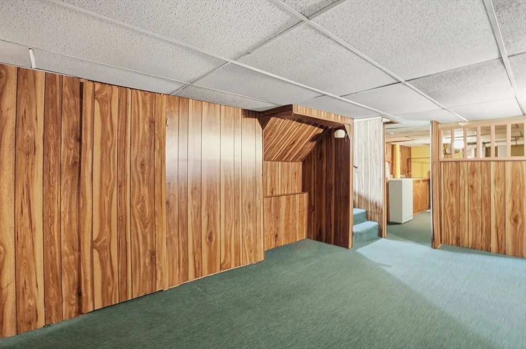 Photo of 6 Pine Knoll Road