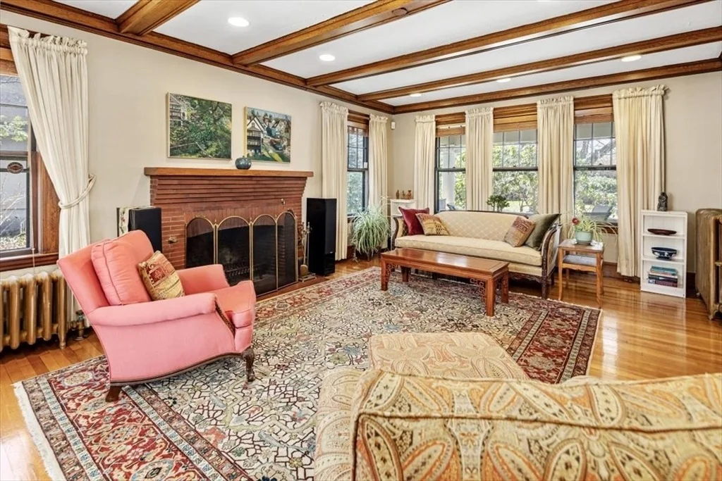 Photo of 6 Briarfield Road