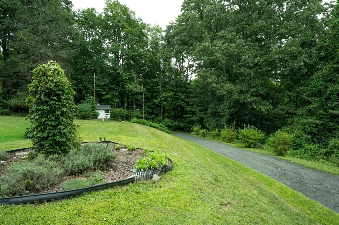 Photo of 134 Maplewood Terrace