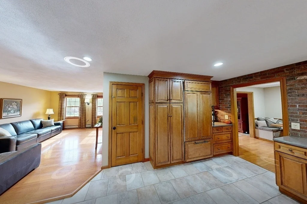 Photo of 103 Wilson Ave
