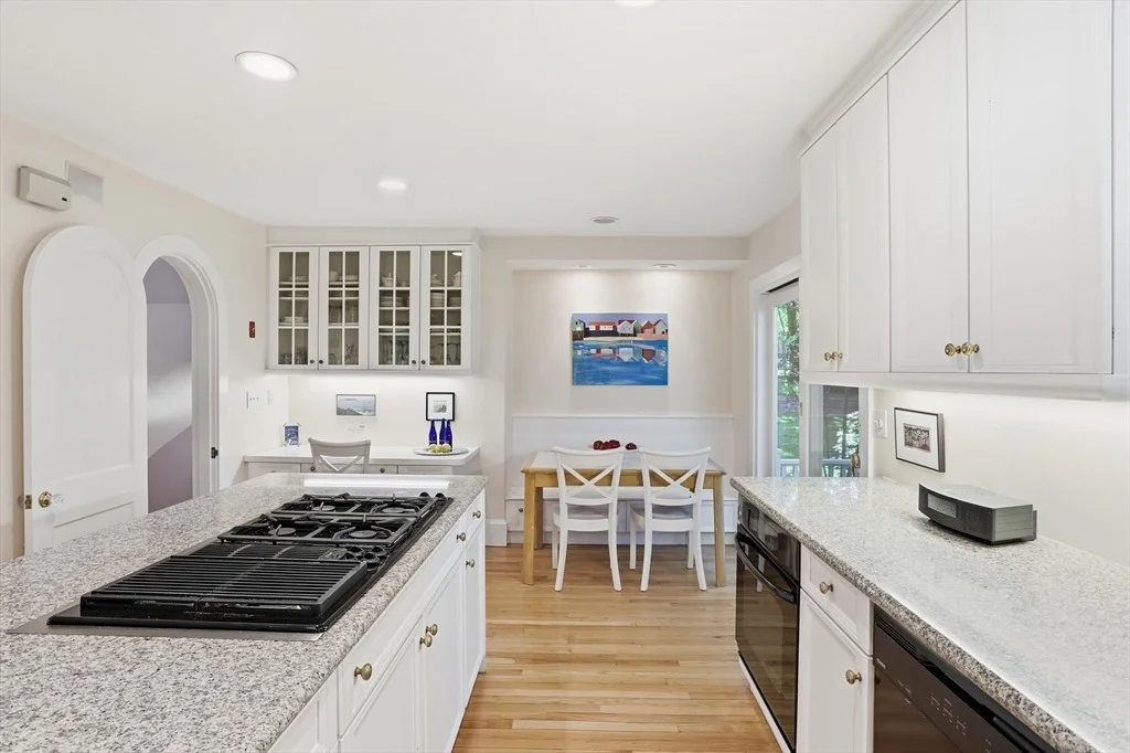 Photo of 42 Crescent Rd