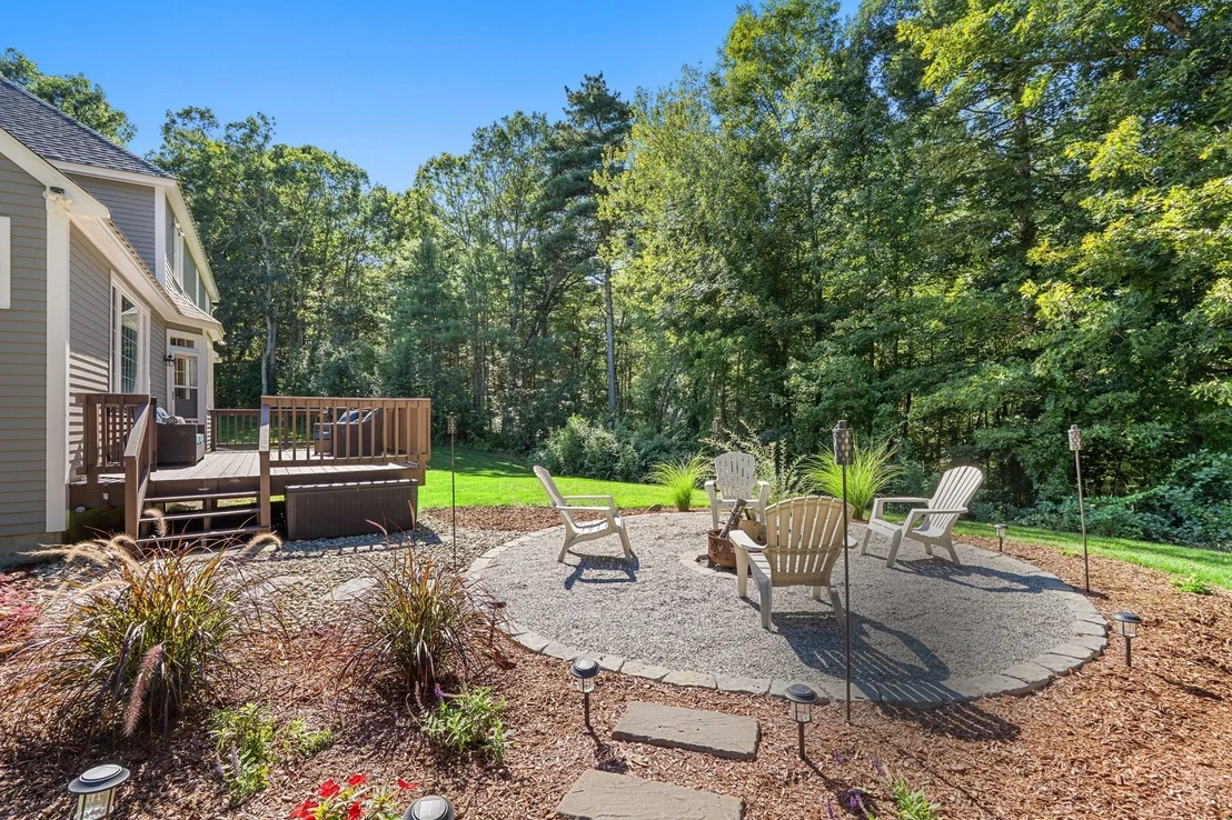 Photo of 68 Quaker Lane