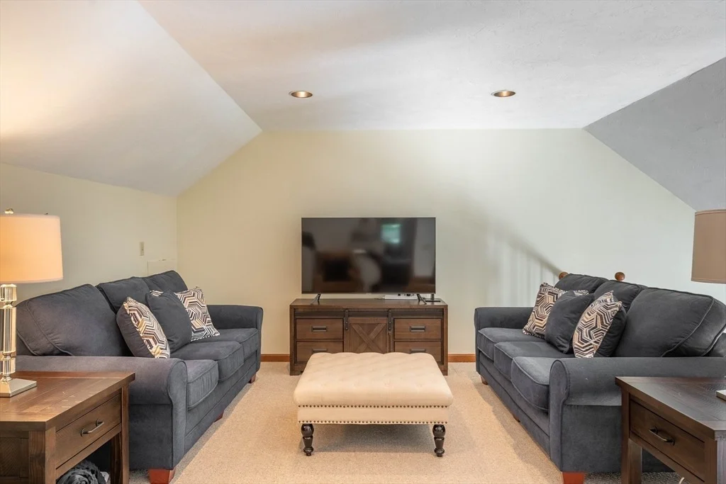 Photo of 92 Wallace Ave