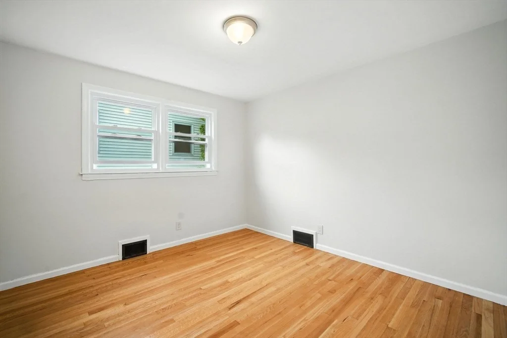 Photo of 32 Pine Hill Road