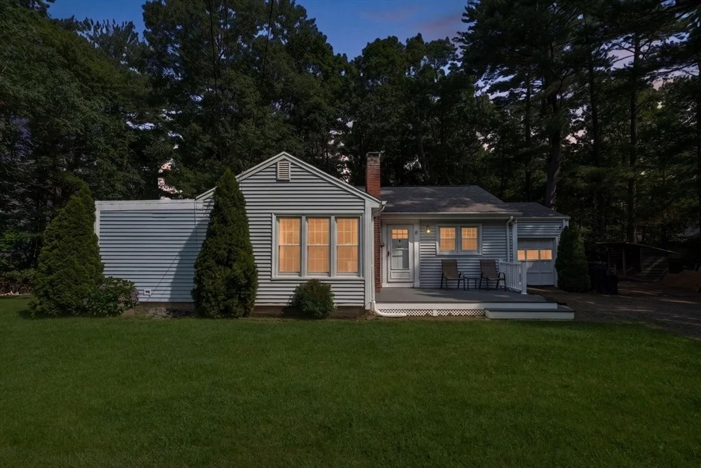 Photo of 8 Randall Rd