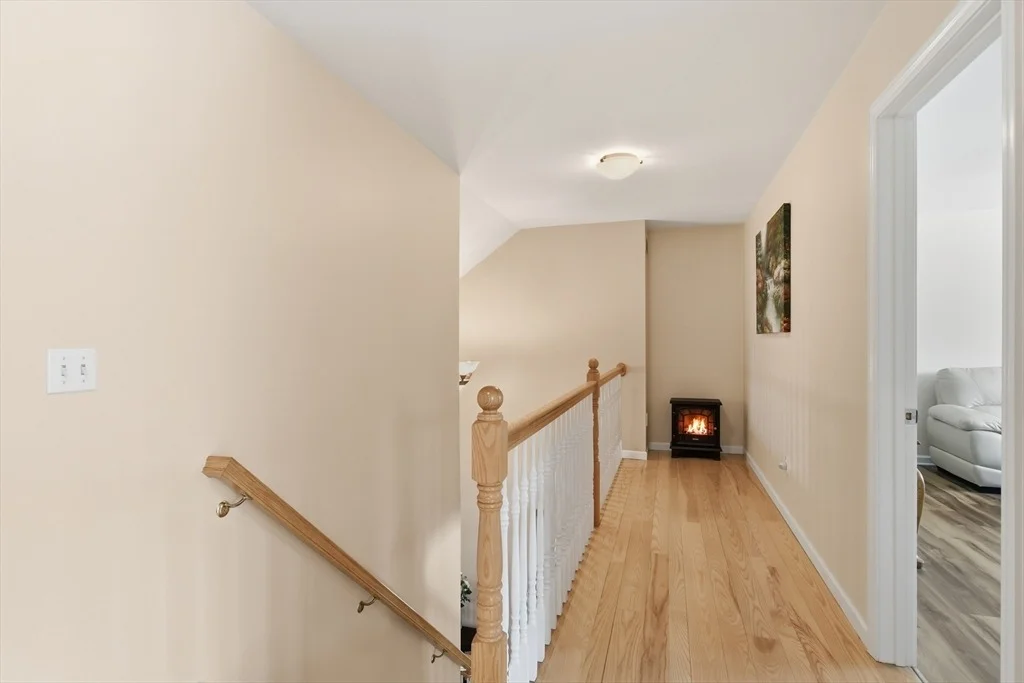 Photo of 42 Schneider Rd