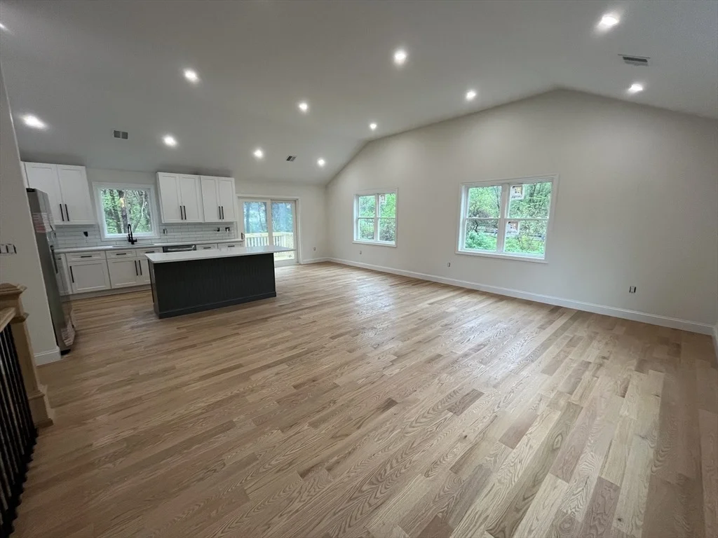 Photo of 2 W Dudley Rd