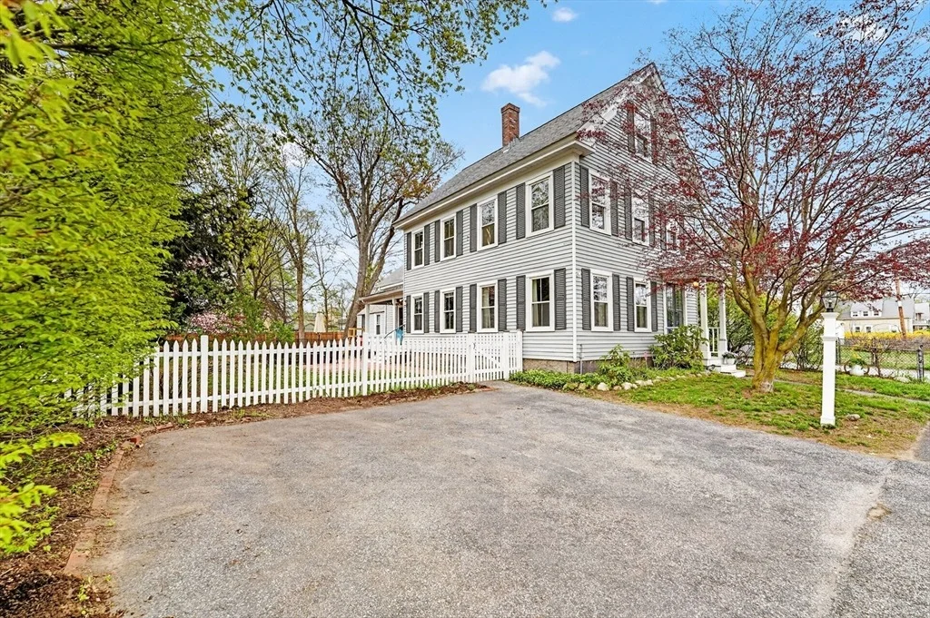 Photo of 16 Central St.