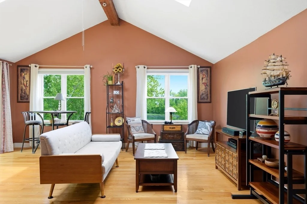 Photo of 225 Riverside Drive