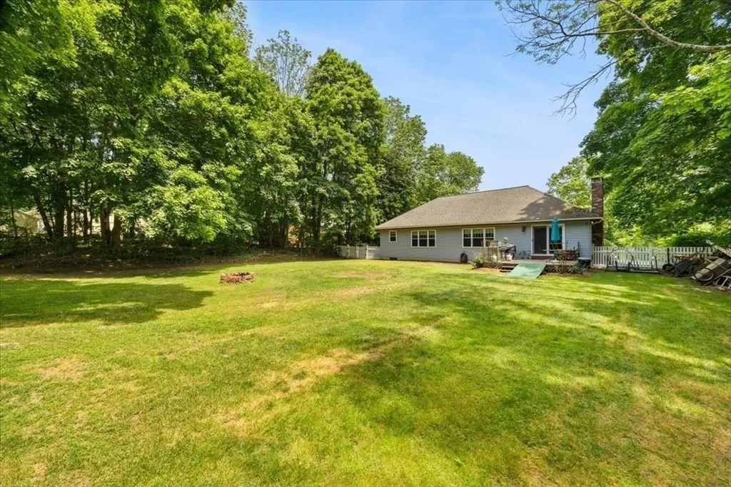 Photo of 115 Springhill Ave