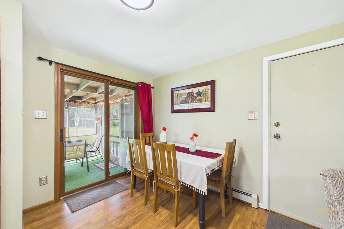 Photo of 247 Perry Hill Rd