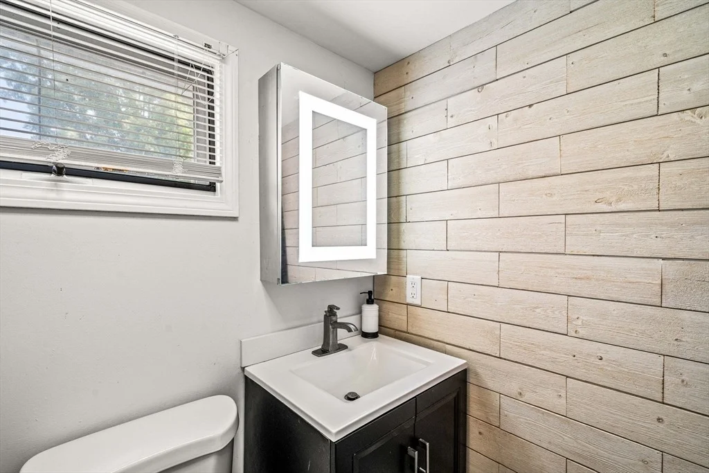 Photo of 22 Loring Rd