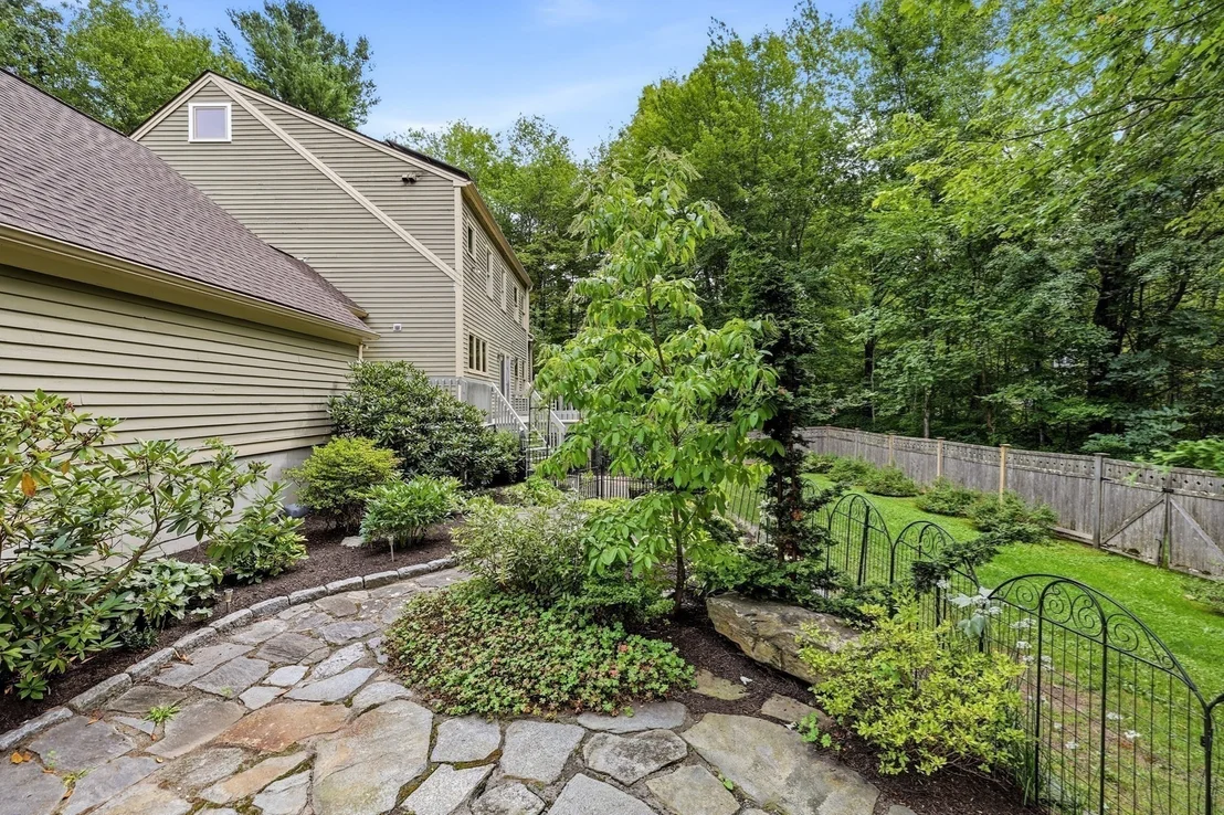 Photo of 16 Birch Ln