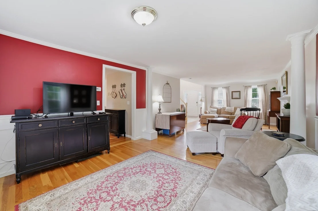 Photo of 72 Palomino Dr