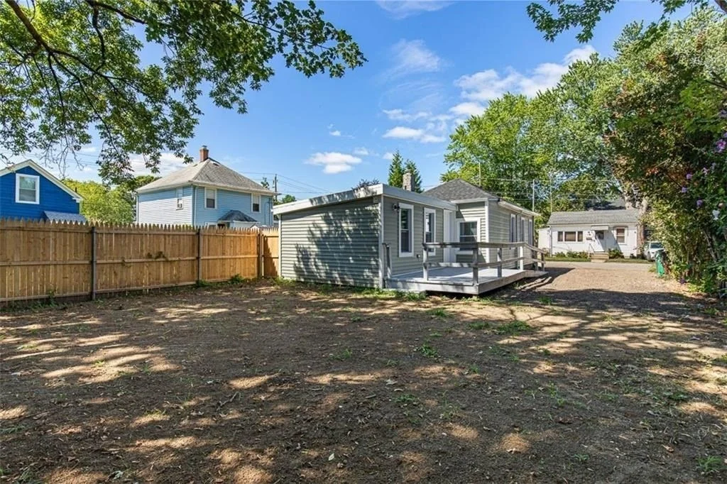Photo of 90 Huron Street