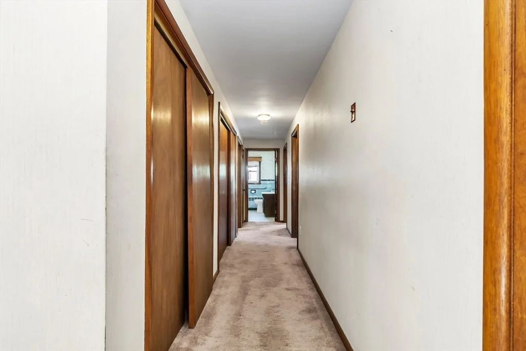 Photo of 31 Webster Ave