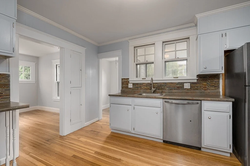 Photo of 80 Pine St.