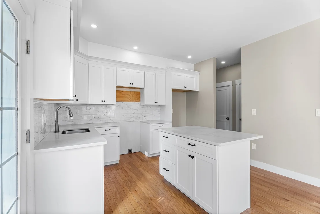 Photo of 32 Valmor St