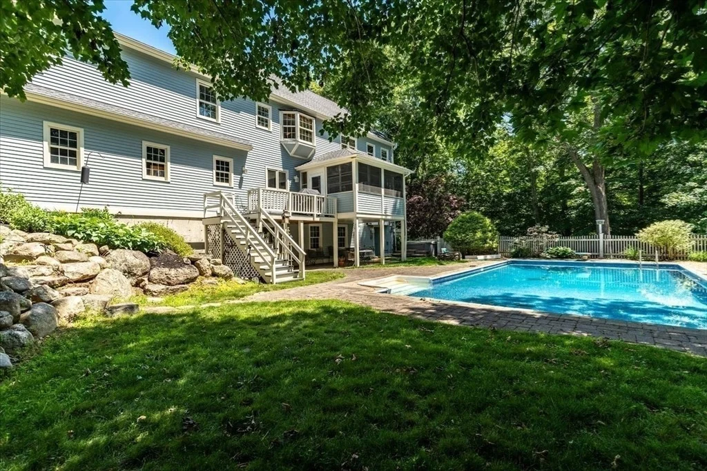 Photo of 12 Coombs Cir