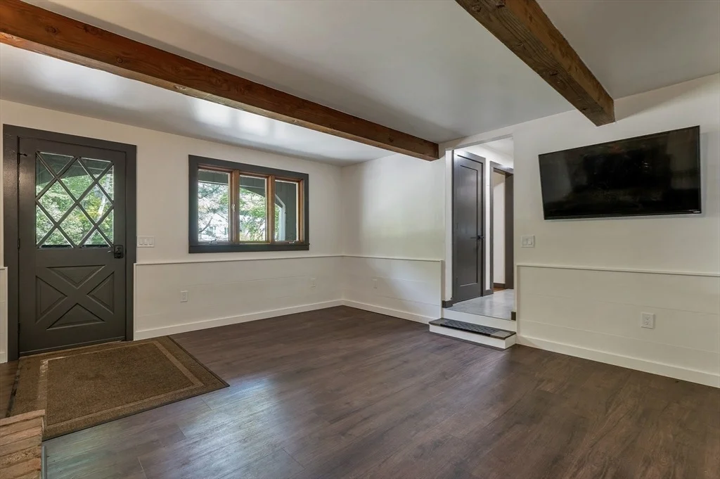 Photo of 20 Fox Den Road