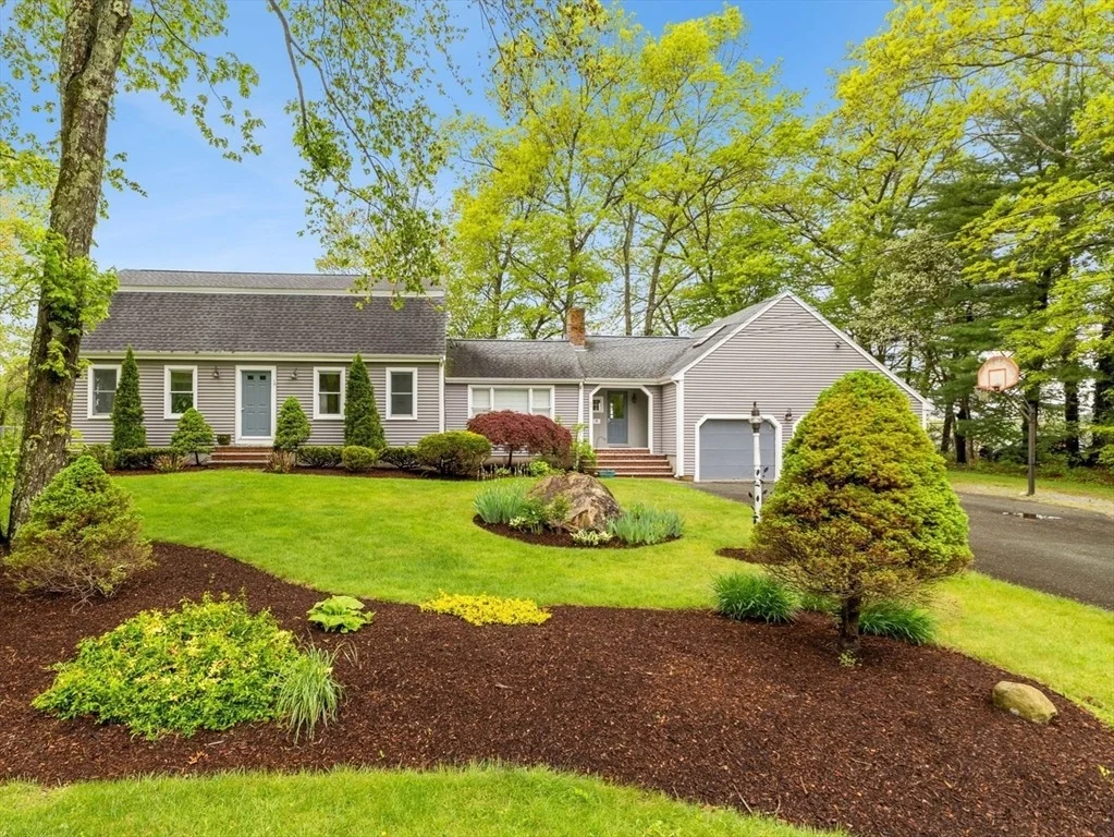 Photo of 80 Forest Dr