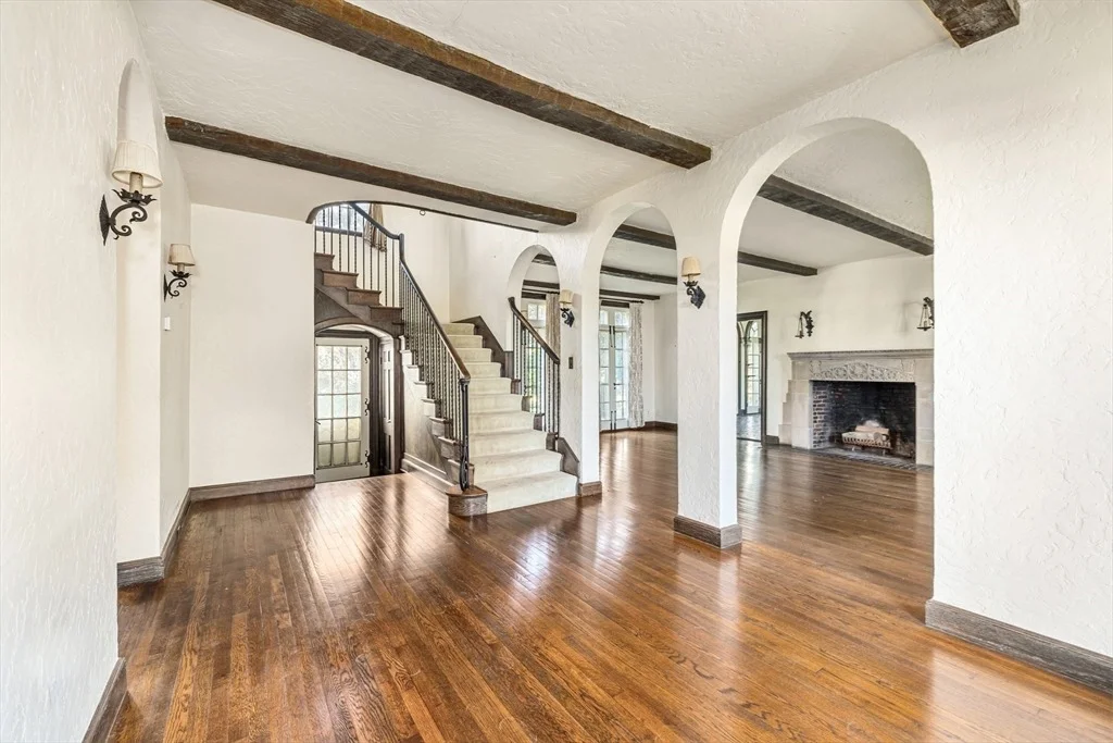Photo of 1247 Highland Avenue