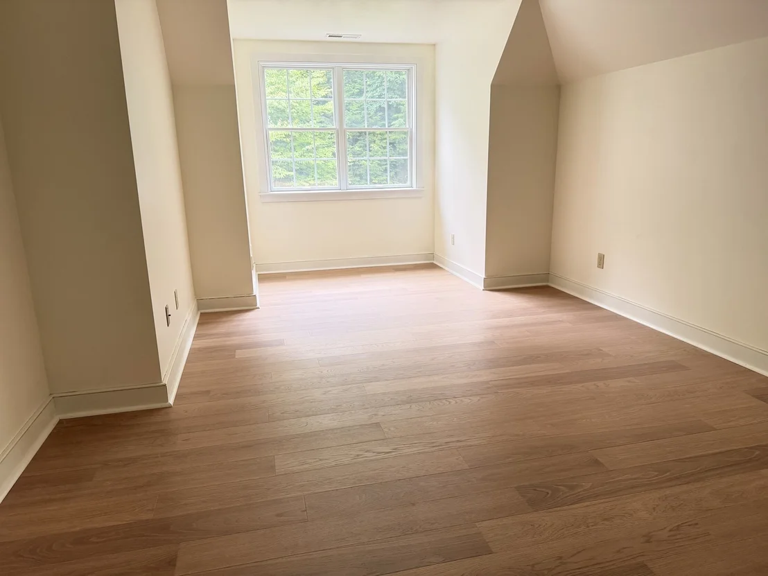 Photo of 366 West Rd