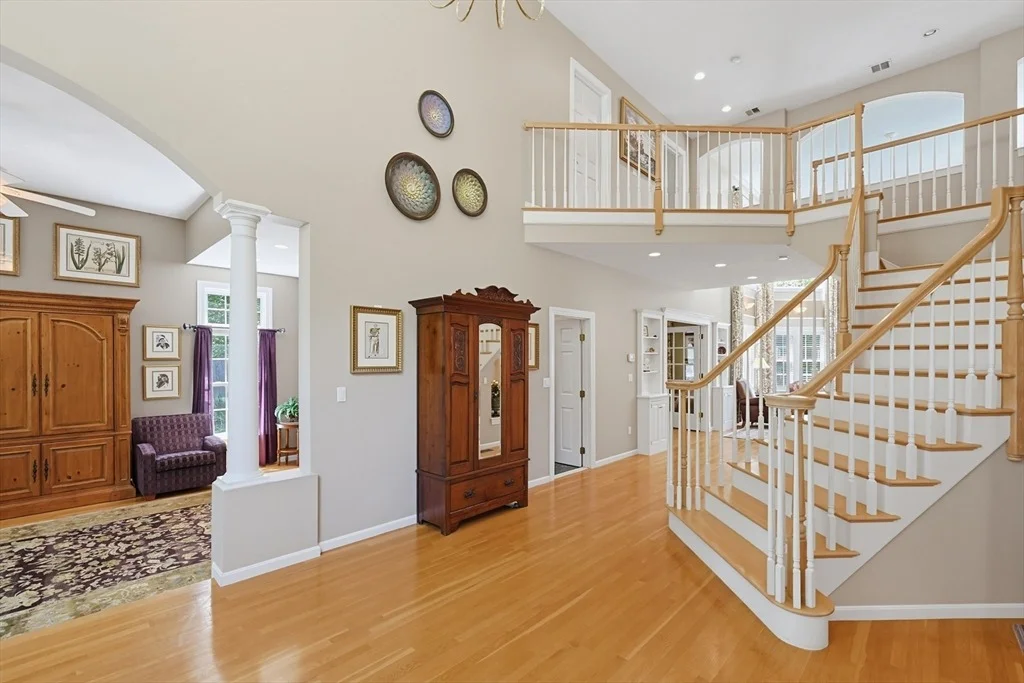 Photo of 64 Deerview Way